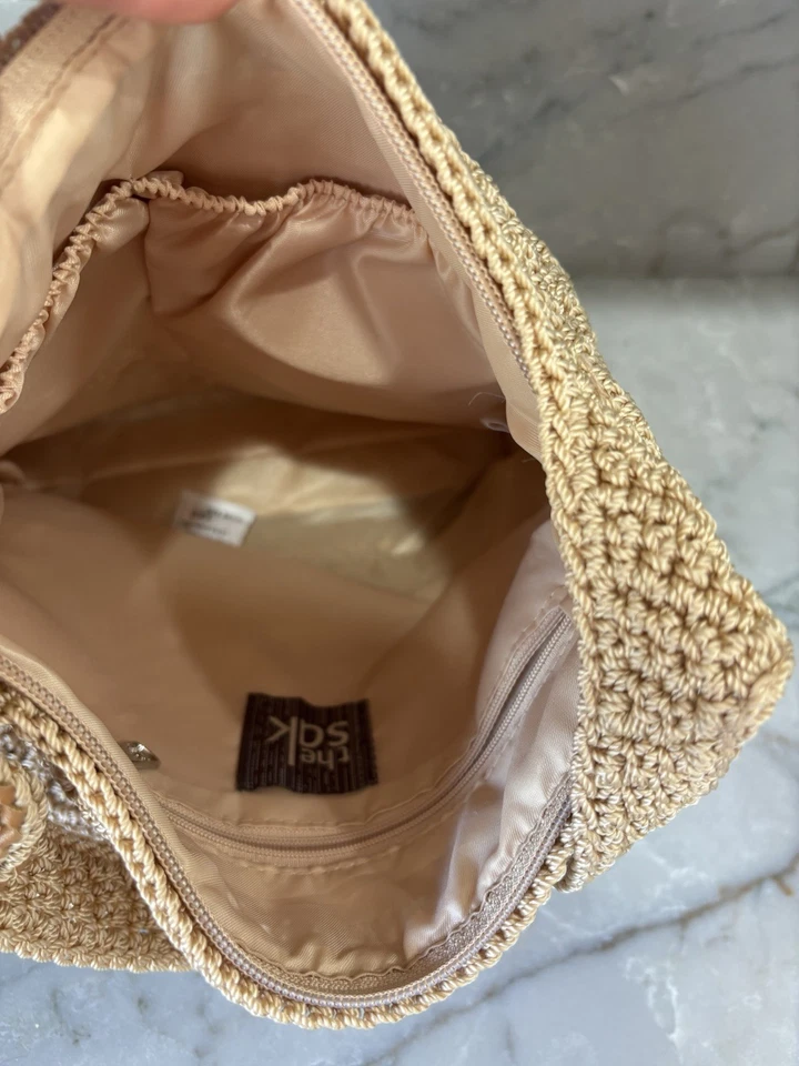 Bolso Bandolera Mujer The Sak Beige Tostado Crochet Pequeño Cremallera Foto 3 de 3