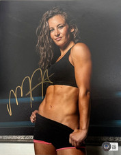 Miesha Tate Cards and Autographed Memorabilia Guide 17