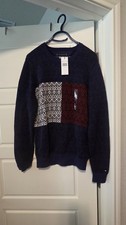 Tommy Hilfiger Men's Navy Knit Sweater   Size Medium NWT