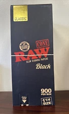 RAW Cones Black 1 1/4 900 Count Box - Bulk Box