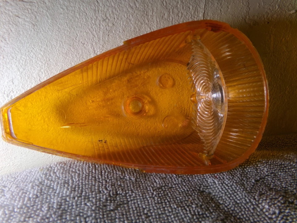 Lente de luz de estacionamiento, se adapta a Volkswagen Beetle 1968 Foto 3 de 3