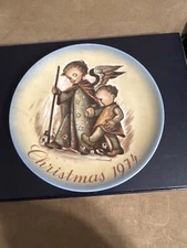 1974 Christmas Plate~Schmid by Berta Hummel~THE GUARDIAN ANGEL~West Germany