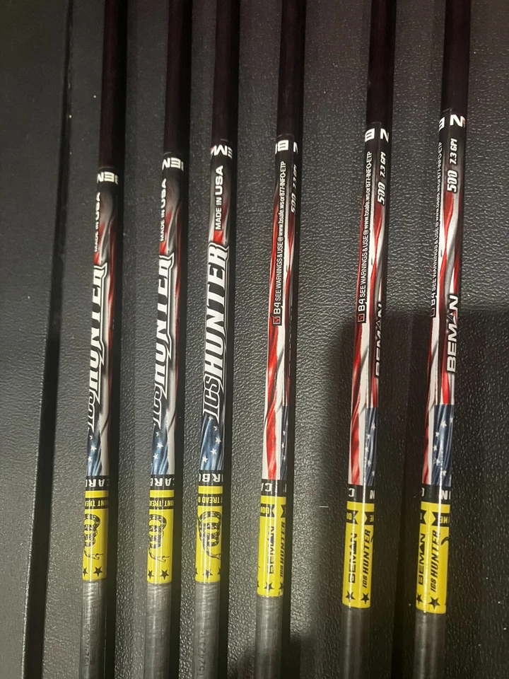6 Beman ICS Patriot Hunter 500 Fletched 2 Blue 1 White 2" Vanes - Image 3 of 3