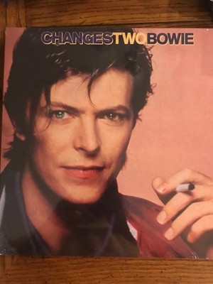 David Bowie LP Changes Two Parlophone Label  (7-66