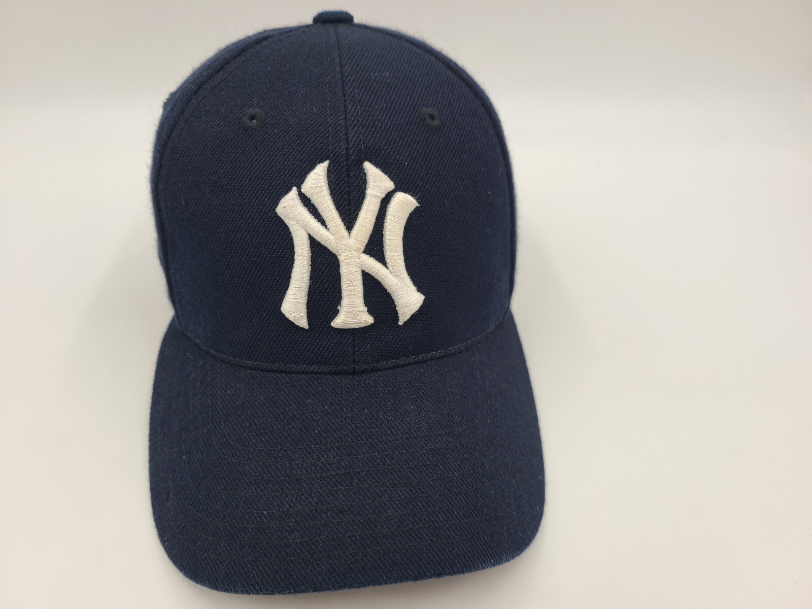 Vintage New York Yankees Puma Logo Athletic Snapback Hat Cap MLB Blue *FLAWS*