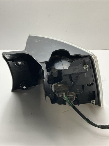 2007 - 2013 Mitsubishi Outlander Rear Left Driver Outer Tail Light OEM 220-87813 - Picture 8 of 10