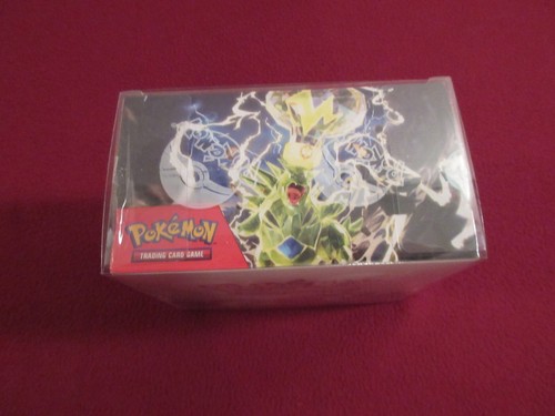 2023 CHARIZARD POKEMON TREASURES COLLECTOR'S CHEST! - Picture 7 of 7