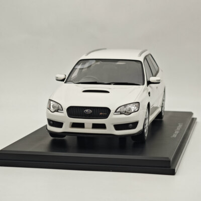 DNA Collectibles 1/18 Subaru Legacy Touring Wagon STI S402 White