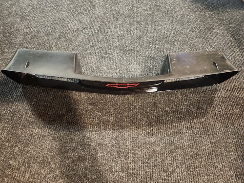 1991-1992 Chevrolet Camaro Z28 Bowtie Front Grille GM 10139545 - Picture 5 of 8