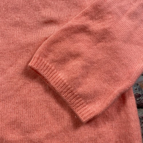 Peck & Peck Sweater Ladies M Peach Cashmere Pullover Long Sleeve V-neck Womens - Picture 3 of 6