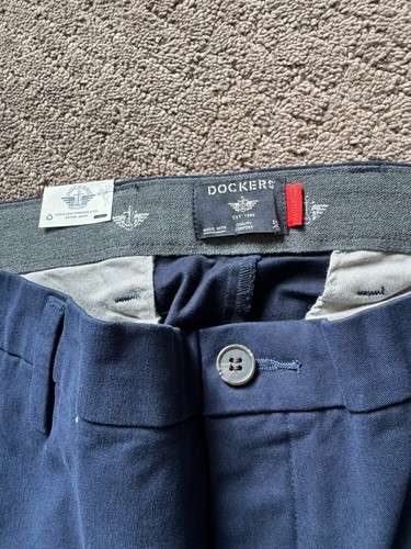 Dockers Men’s Workday Khaki Slim Fit Flexible Waistband Size 36x32 $66 - 第 2/6 張圖片
