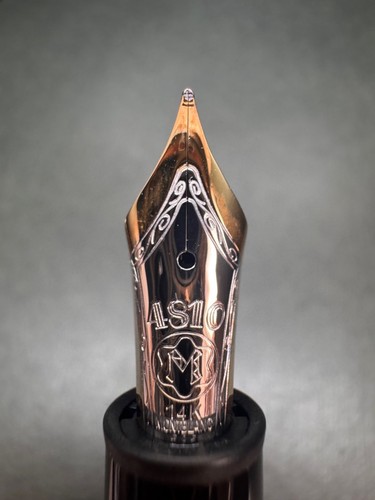 MONTBLANC MEISTERSTUCK 147 TRAVELLER Black GT Cartridge Fountain Pen 14K 585/F - 第 14/24 張圖片
