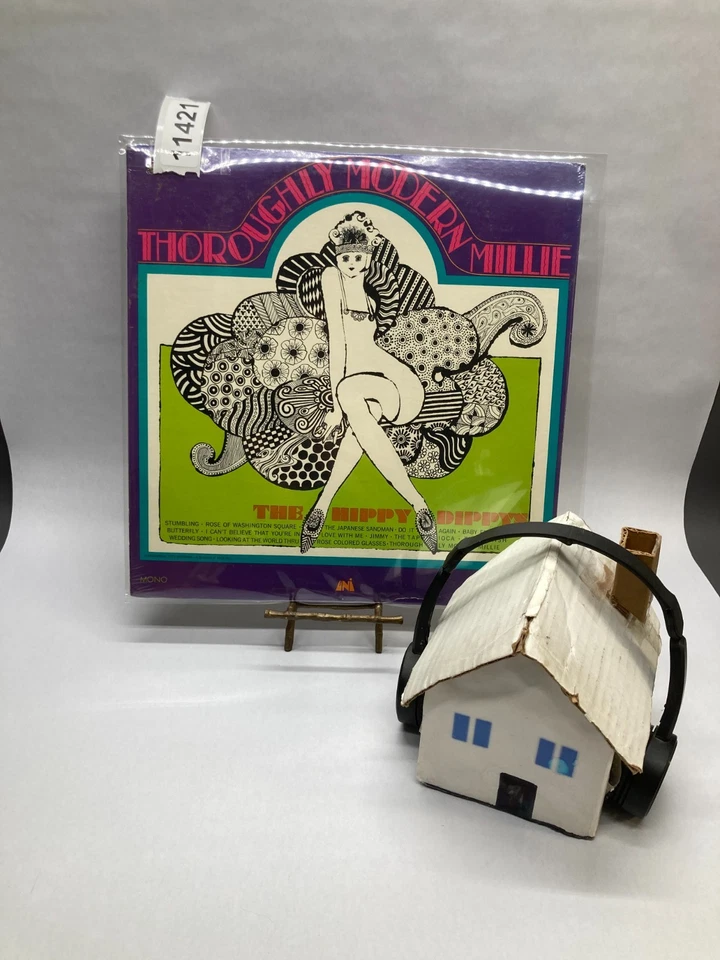 The Hippy Dippys Thoroughly Modern Millie Vintage Vinyl LP 1967 UC Record 3001 - Image 4 of 4