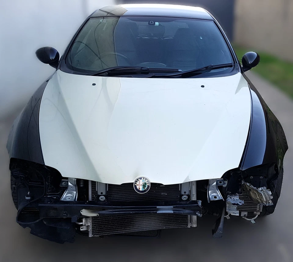 Alfa Romeo 147 GTA 6 Speed Manual V6 3.2L Busso 2004 Parts Repair Restore Black - image 4 of 4