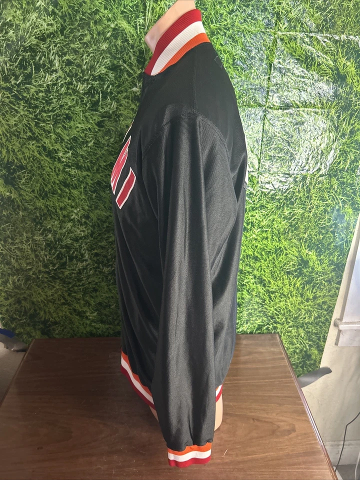 1988-89 Miami Heat #3 Anthony Taylor Game Worn Warmup Jacket Sz 42 - Image 2 of 4