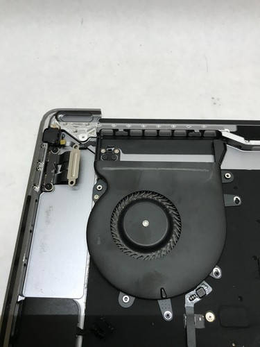Apple MacBook Pro 2016 15" A1707 Palmrest+Battery ONLY For Parts/Repair READ -DW - Picture 8 of 10