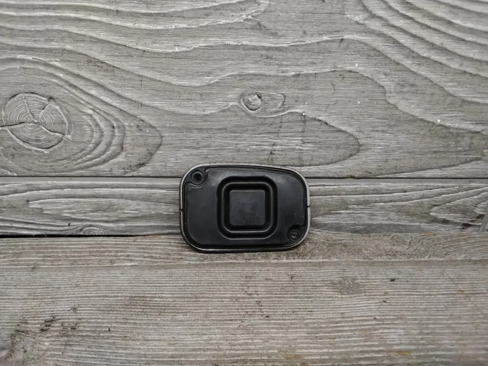 Harley Davidson Touring Front Brake Fluid Master Cylinder Reservior Cap - Imagen 2 de 4