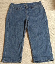 Riders By Lee Womens Size 14M Blue Denim Jean Capris 24