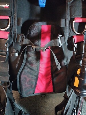 Zeagle Resort BCD Taille Large - Gilet De Plongée Noir/rouge - Neuf Avec Système D'échappement