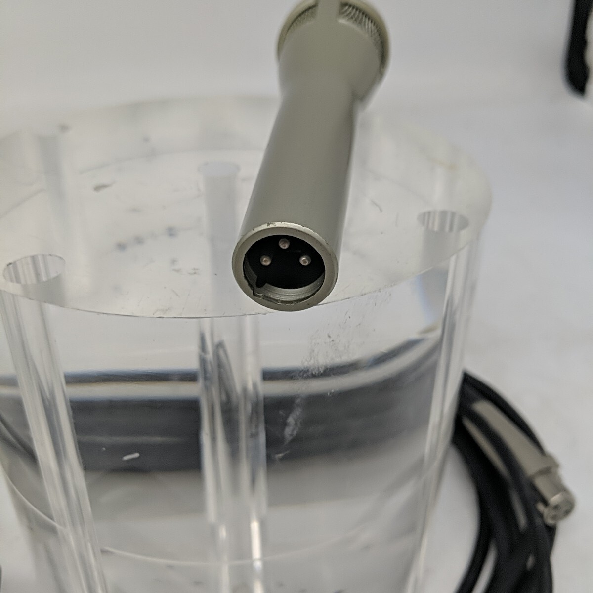 Lanier 500 Ohm Dynamic Wired 3 Pin XLR Omni-Directional  Microphone W/Cord