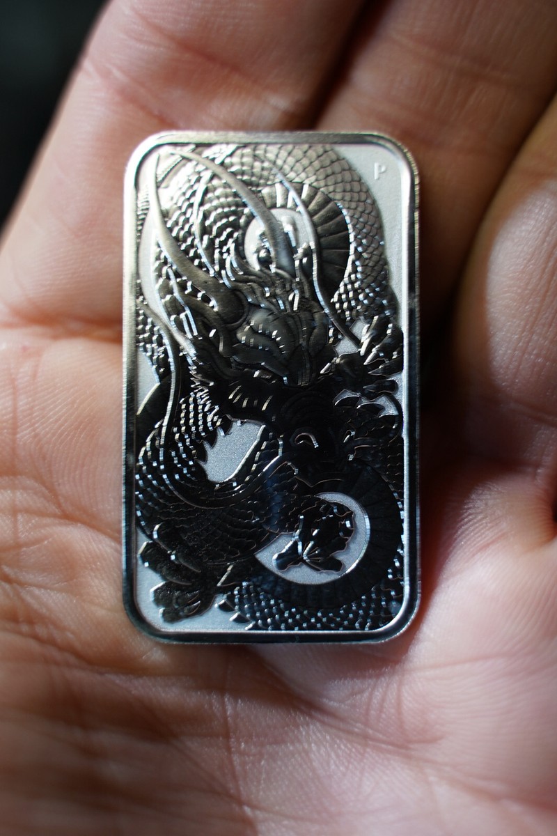 2021 Australia Dragon Elizabeth II 1 Troy oz .9999 fine silver art