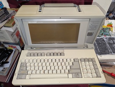 Sharp PC-7000 Twin Floppy 8086 IBM kompatibler PC & Gehäuse extra RAM & CGA Karte