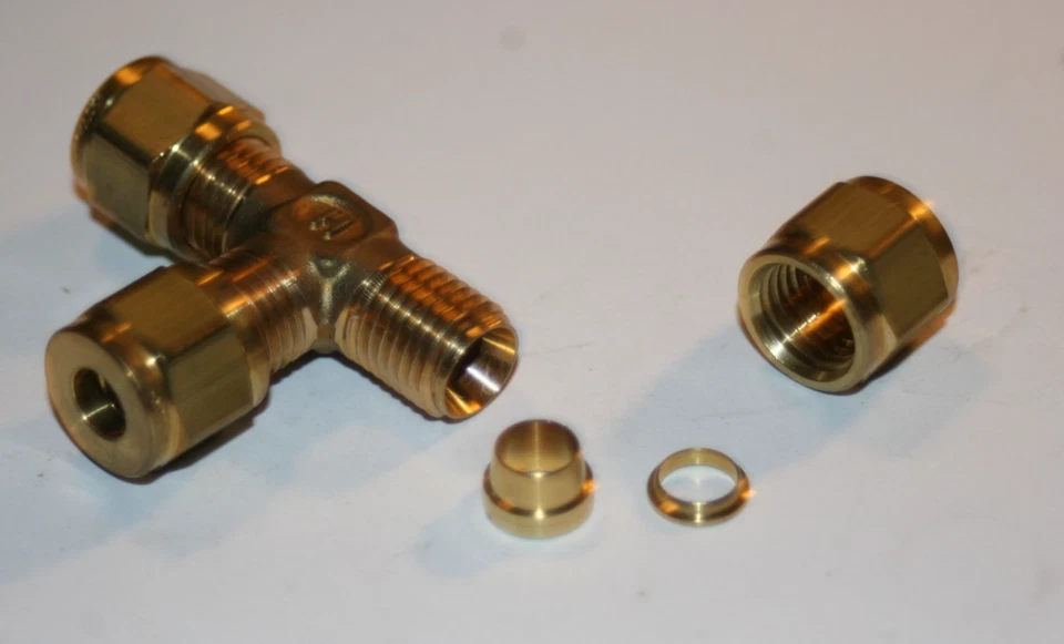 1/4 Tube Brass Tee Compression Fitting HOKE GYROLOK 4TTT-BR - Image 3 of 3