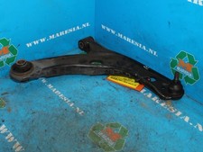 Bras de suspension Toyota Yaris Liftback P9 P1350982