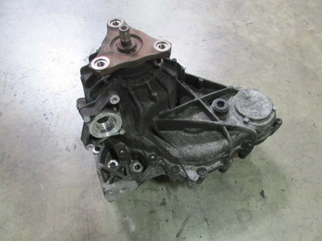 Maserati Quattroporte, Transfer Case Assembly, Used, P/N 670008138