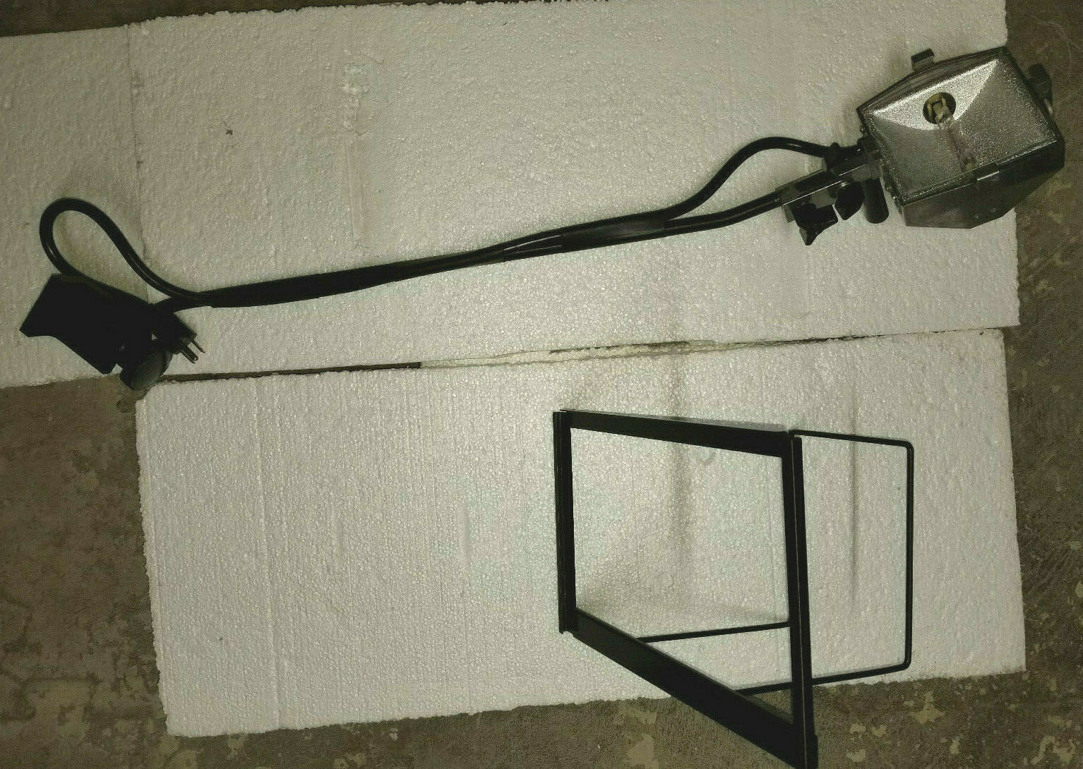 Picture 3 of 12