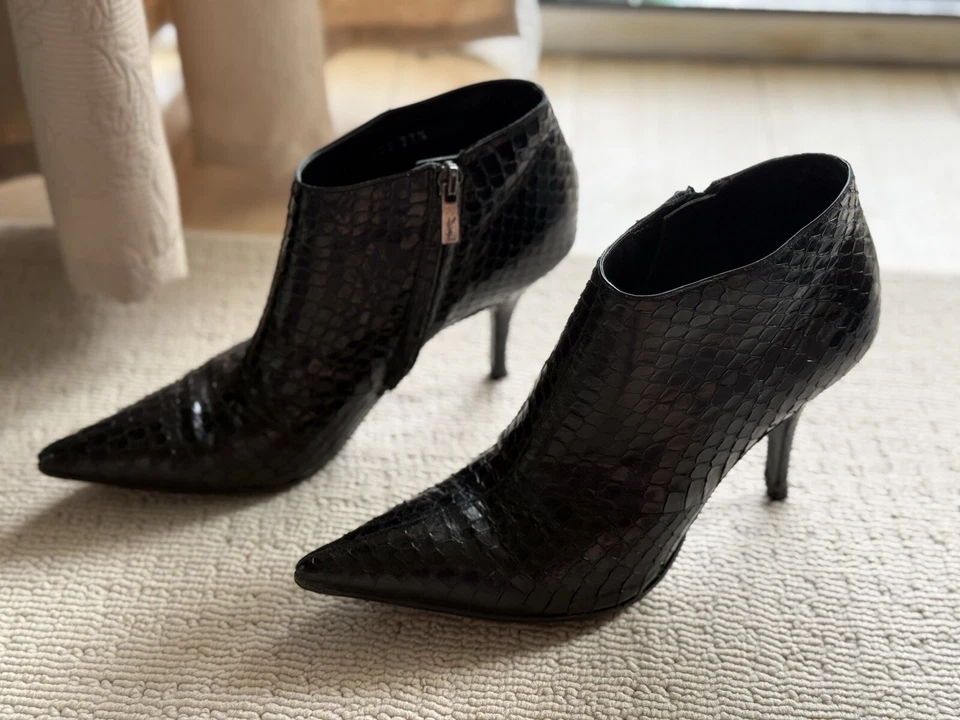 YVES SAINT LAURENT Mujer Piel de Serpiente Botines, Tacones de Aguja 3", Negros,Talla 7 Foto 3 de 4