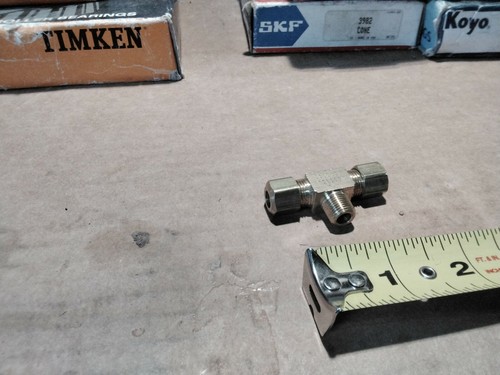 1/4" Tube OD Compression x 1/8" Male NPT. Center Branch Tee. HVAC Air. *Cheap* - Picture 4 of 4