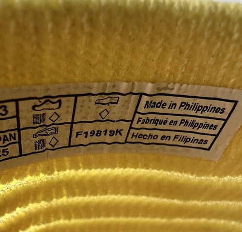 UGG Sammy Breeze Womens Size 8 Yellow Sheer Knit Sneakers Shoes Slip On 1109533 - Picture 24 of 24
