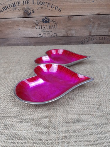 Decorative double Pink Heart shaped enamel polished Aluminium Trinket tray - Picture 4 of 13