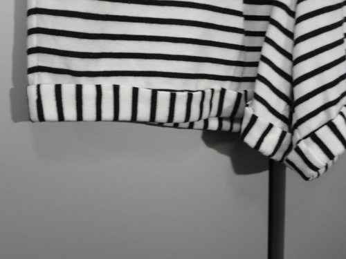 Vince Camuto Striped Drawstring Shorts Horizontal Stripes Women's Size Medium - Picture 4 of 8