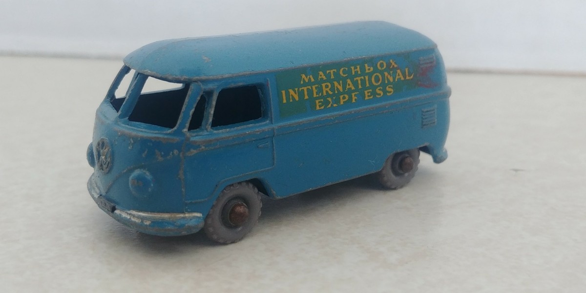 1957 Matchbox 34A Blue Volkswagen Microvan Grey Wheels Nice