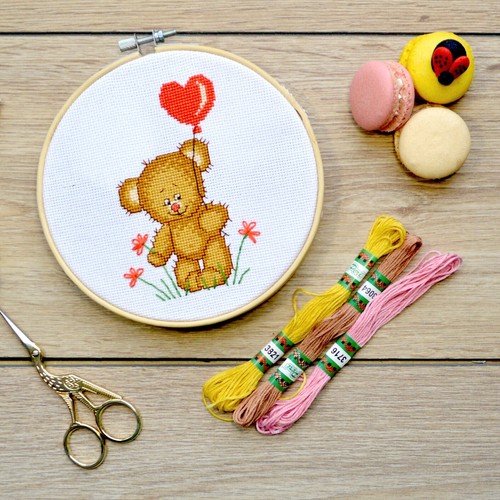 Gezählter Kreuzstich Teddybär für Anfänger - Liebe Stickpackung - DIY Geschenk - Bild 3 von 10