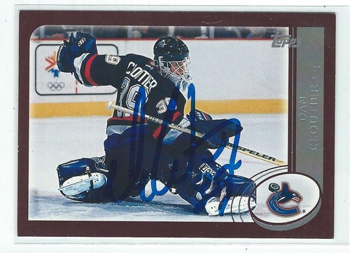 Dan Cloutier Signed 2002/03 Topps Card #102