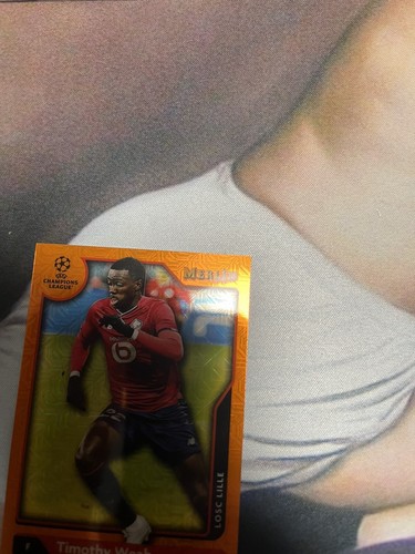 Refractor Timothy Weah Topps Merlin Cromo Naranja 9/25 SSP Lille USMNT - Imagen 5 de 10