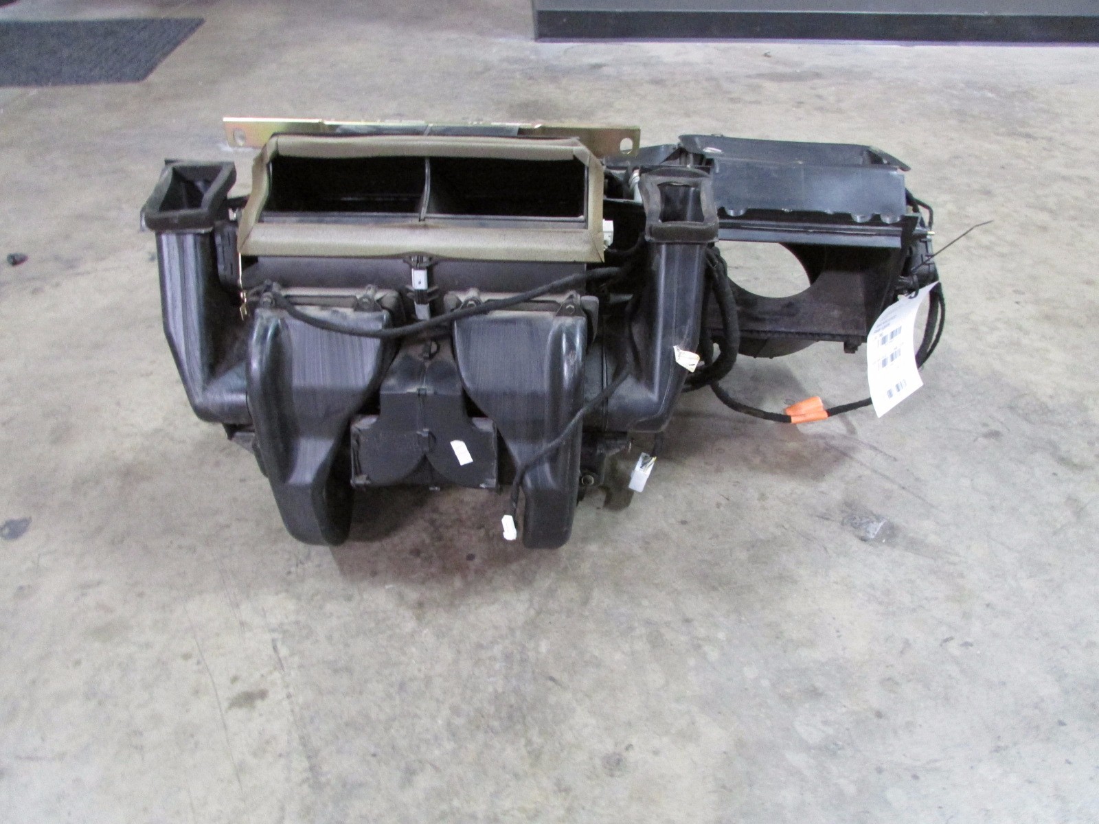 Maserati M138, AC Evaporator, Used P/N 66306100