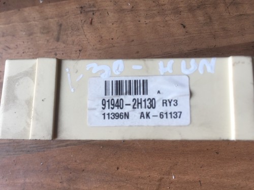 HYUNDAI I30 COMFORT 1.6 RELAY BOX UNIT 91940 2H130 2008 TO 2012. - Picture 2 of 3