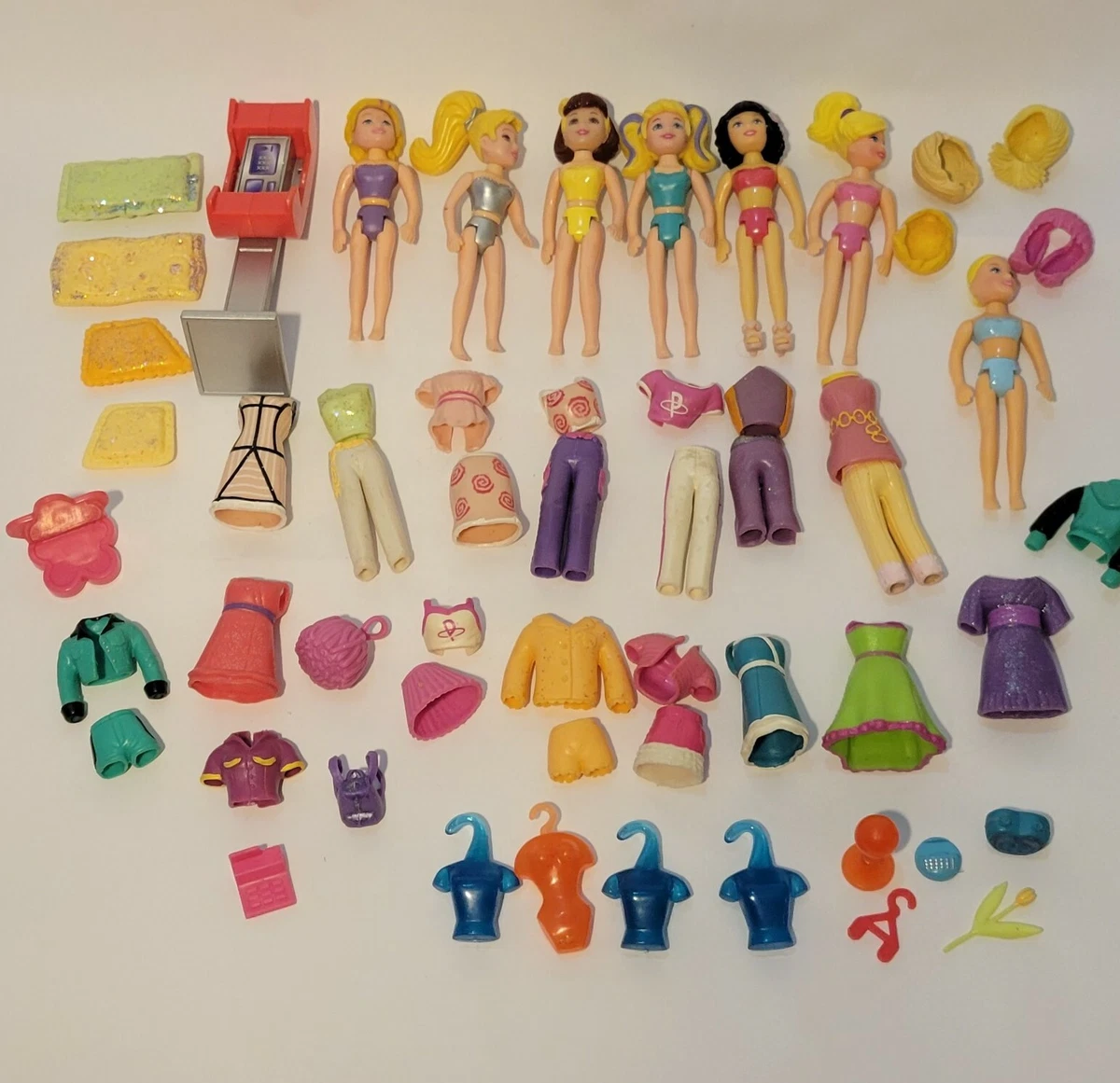 Lot of 58 pieces of Vintage Polly Pockets Dolls CLOTHES Accessories WIGS Phone