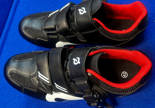 Peloton Cycling Shoes For Peloton Bike Black/Red Size 42 EUC New ish - Picture 2 of 17
