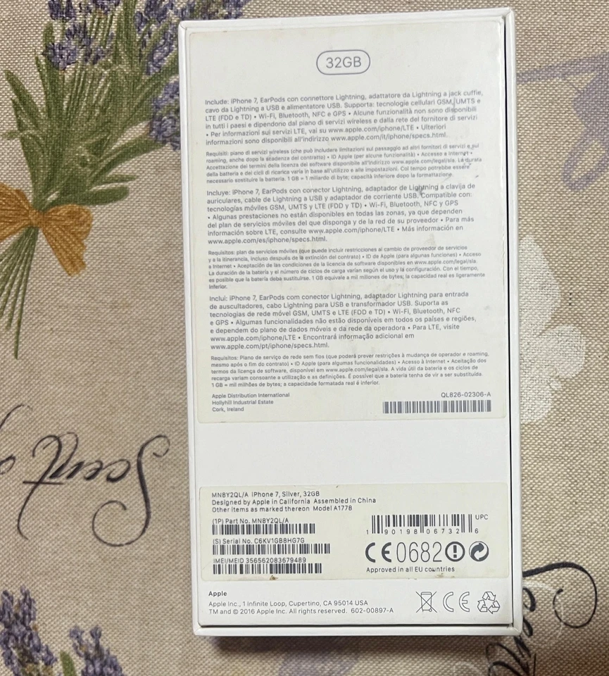 Apple iPhone 7 silver 32GB   SOLO   scatola box scatola confezione originale - Immagine 4 di 4