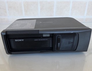 SONY CDX T60 Compact Disc 6 CD Auto Changer con Caricatore e Cavo di 6 metri