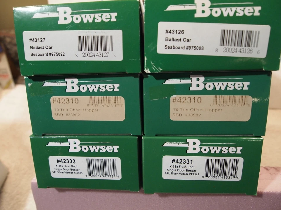BOWSER SEABOARD AIR LINE  3-70t OPEN HOPPER, 2-40ft. BOX CARS  2-BALLAST CARS - Image 4 of 4