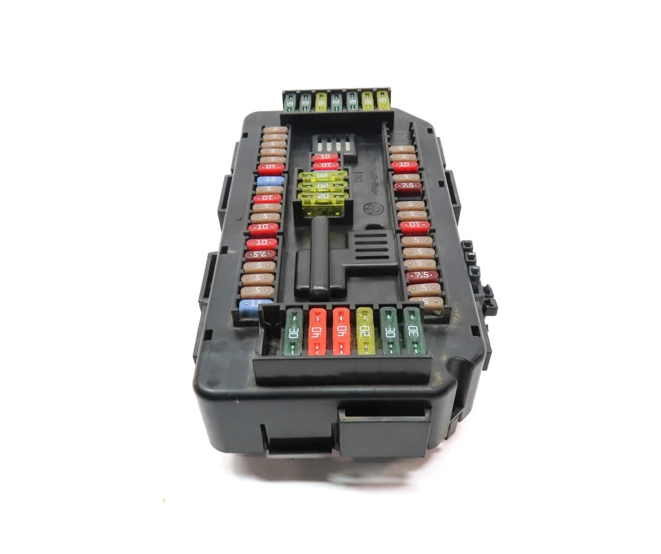 BMW X5 (F15) 2014 montaje de caja de fusibles relé distribución de energía delantera Foto 3 de 4