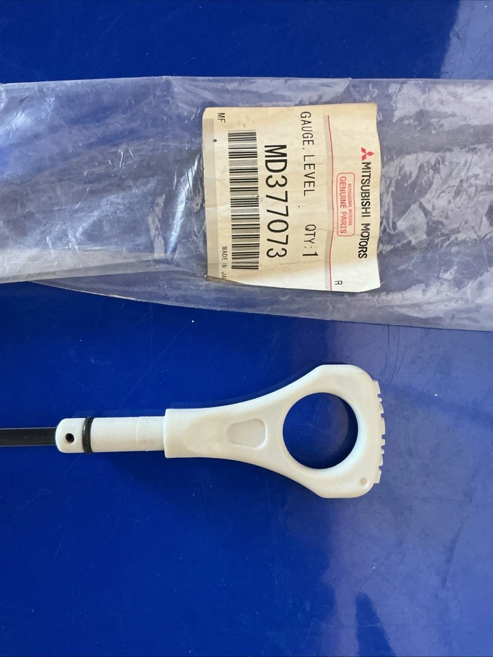 Varilla de medición original Mitsubishi MD377073 Foto 2 de 3