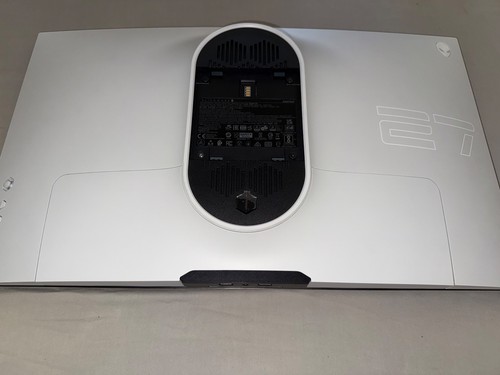 Alienware 27-Inch QHD IPS Nano Lunar Light Gaming Monitor - AW2721D - Picture 18 of 18