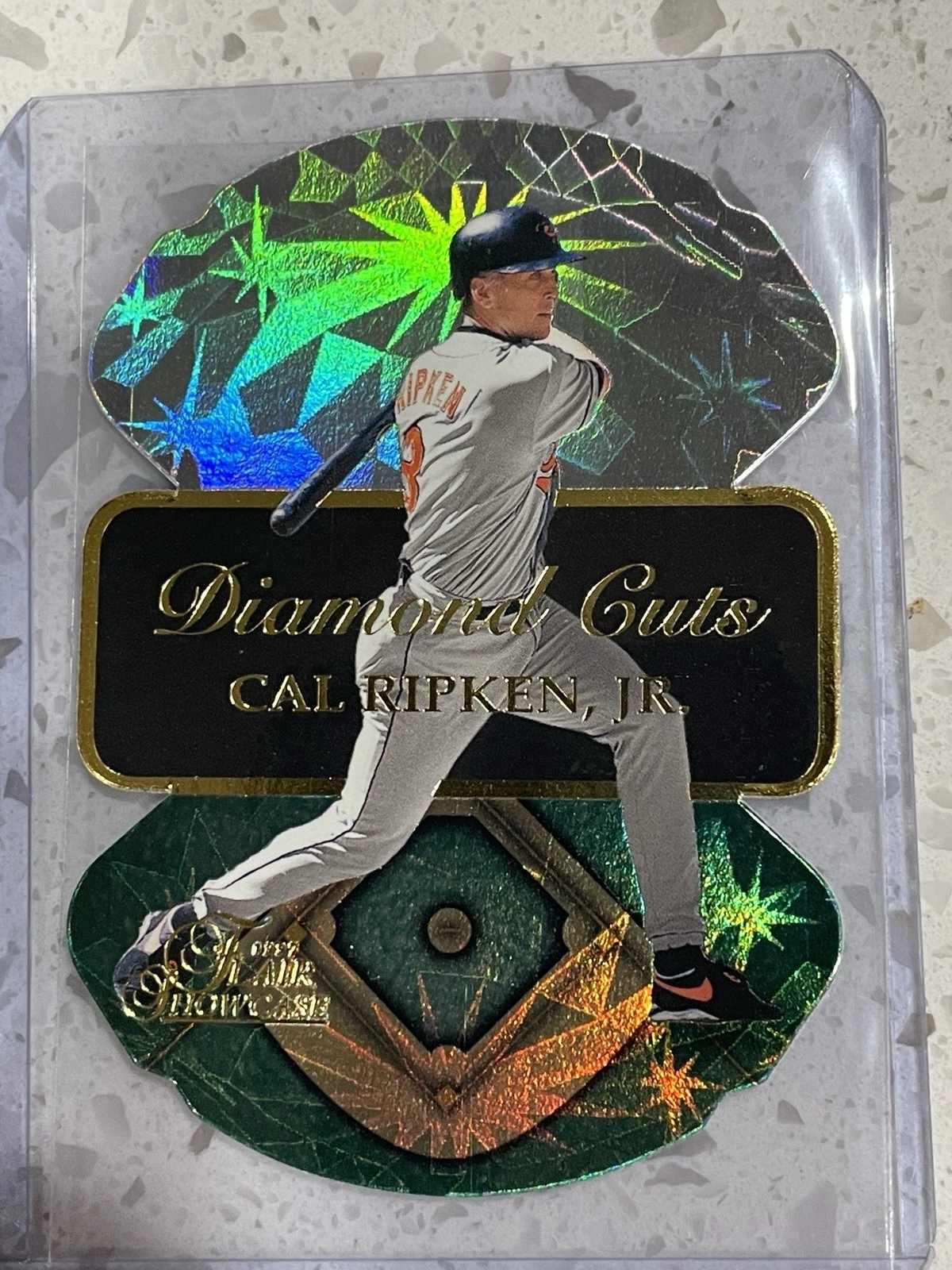 CAL RIPKEN JR. 1997 Flair Showcase DIAMOND CUTS DIE-CUT HOLOFOIL ! RARE !